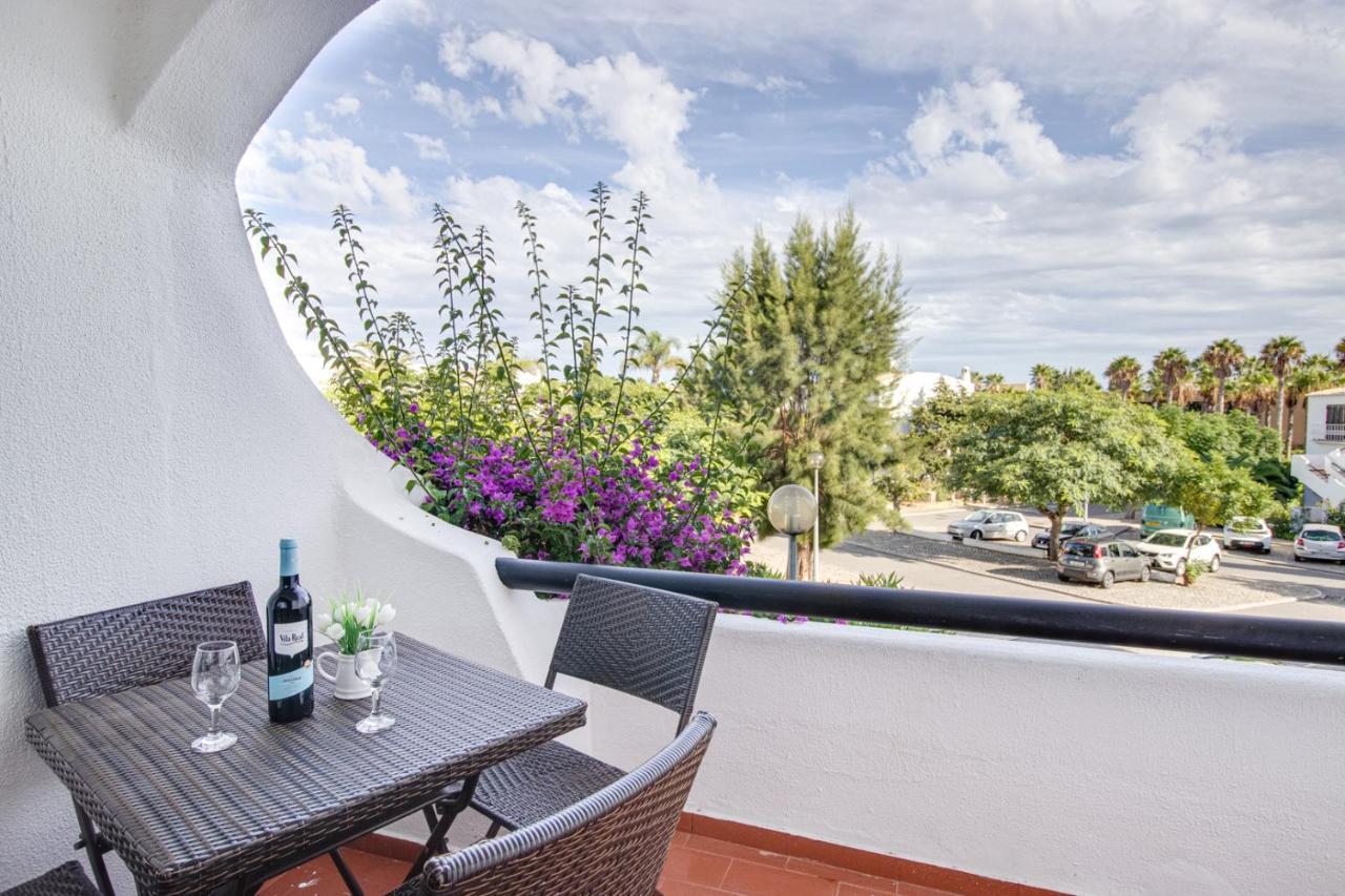 Seaside Retreat With Pool, Ac, And Fast Wi-Fi Apartment อัลบูเฟรา ภายนอก รูปภาพ